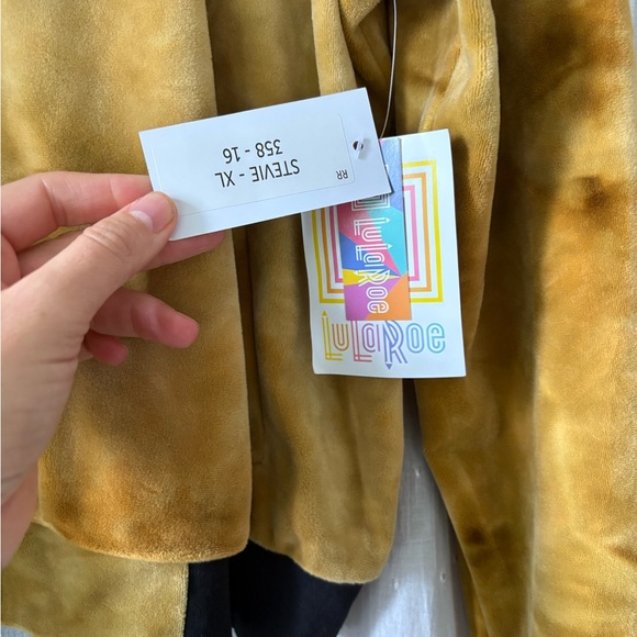 LuLaRoe Stevie crushed velvet bomber jacket - Picture 2 of 6